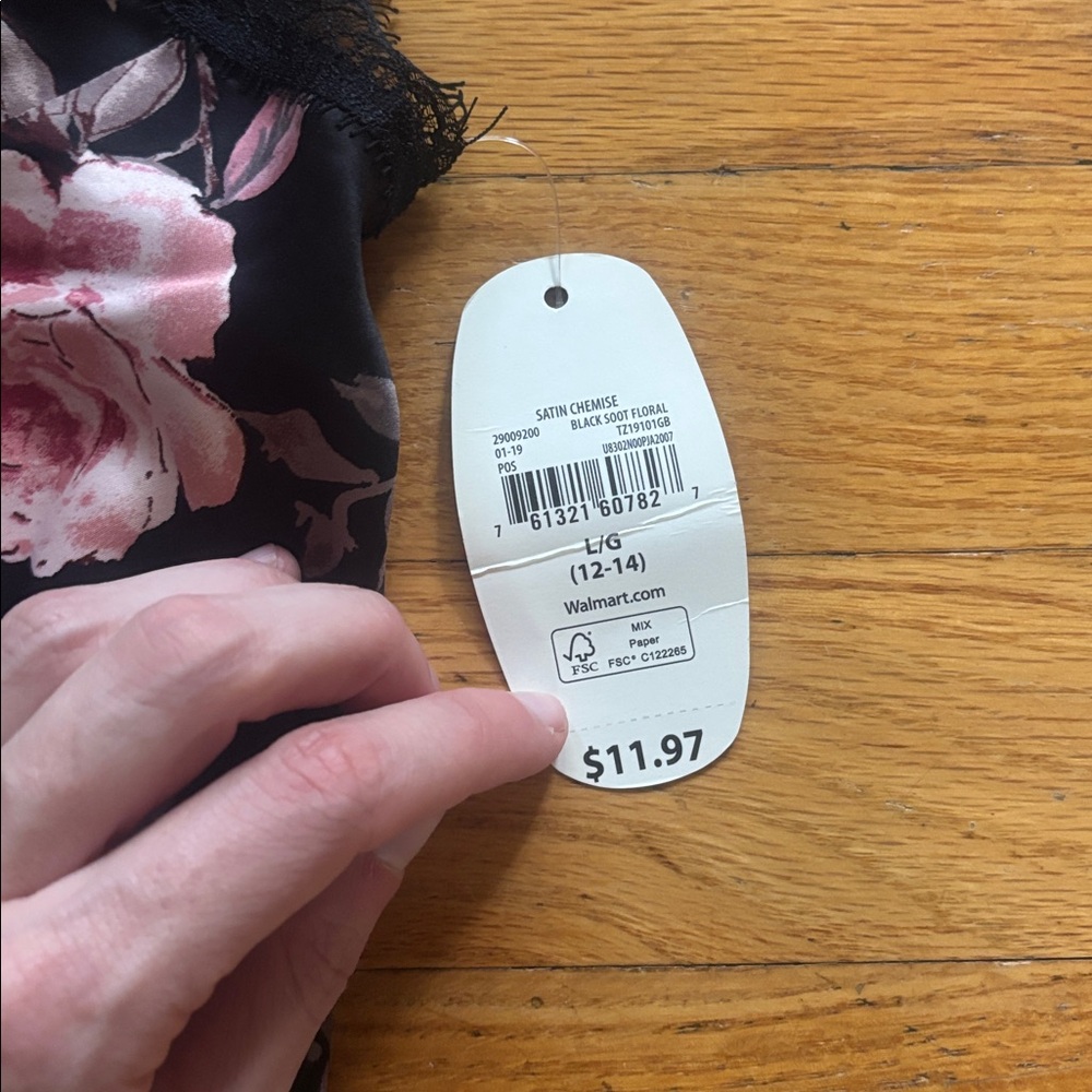 NWT Secret Treasures Floral Patterned Peignoir Nightgown Robe Set - Picture 4 of 11